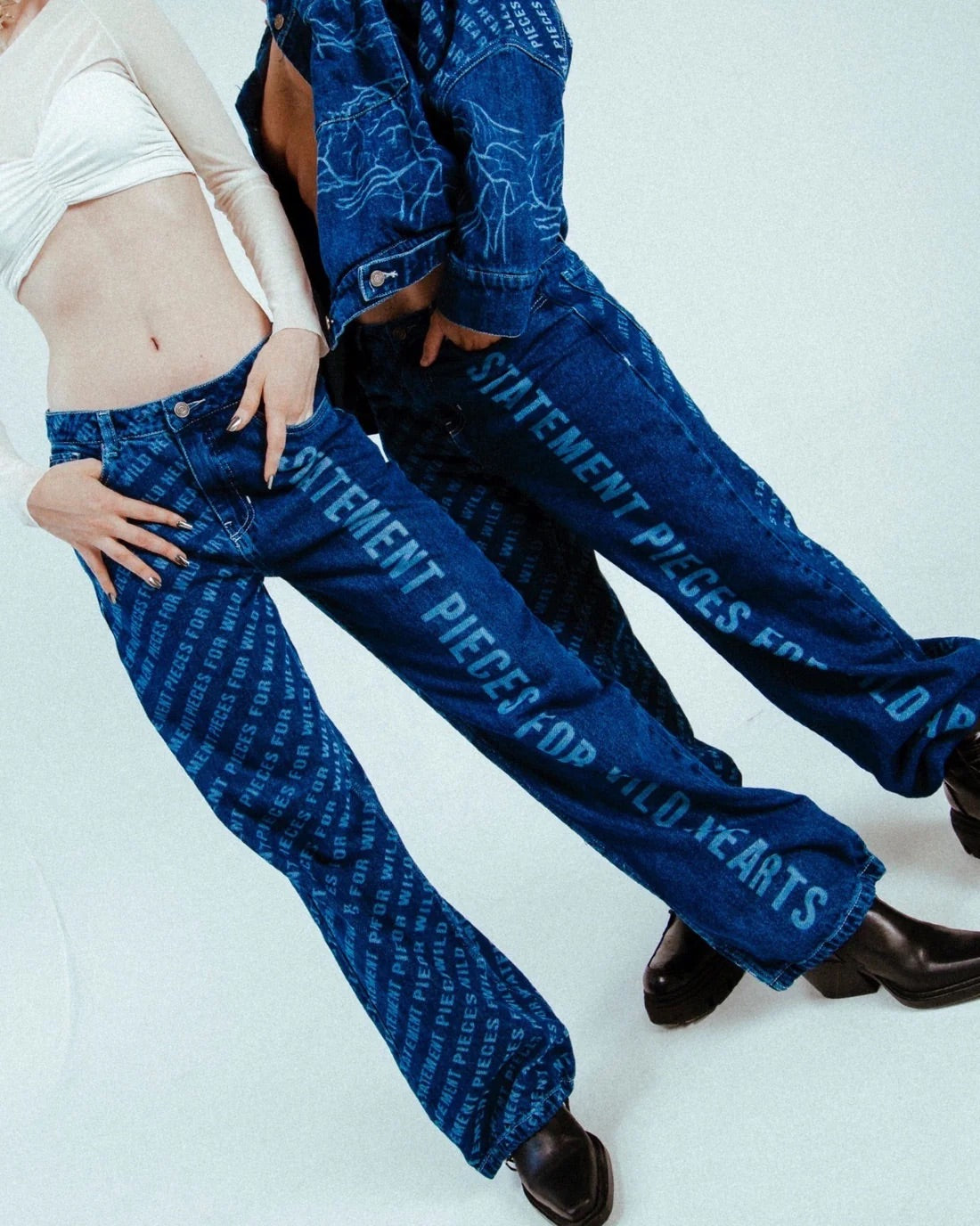 WILD JEANS
