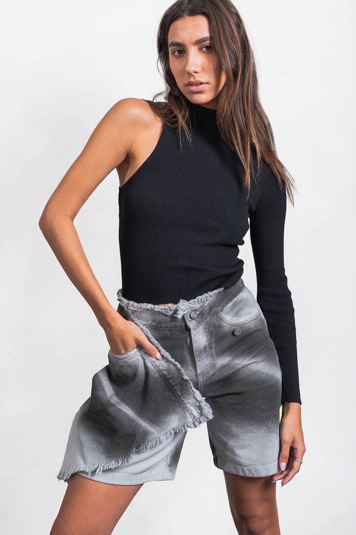 BRUMA BERMUDA SHORTS